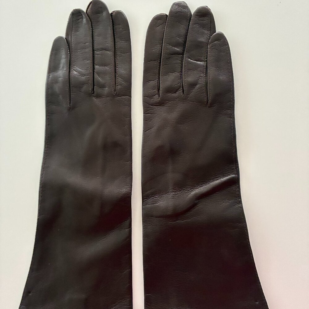 Madova Dark Brown, kid leather gloves, 100% silk lined, made in Italy.